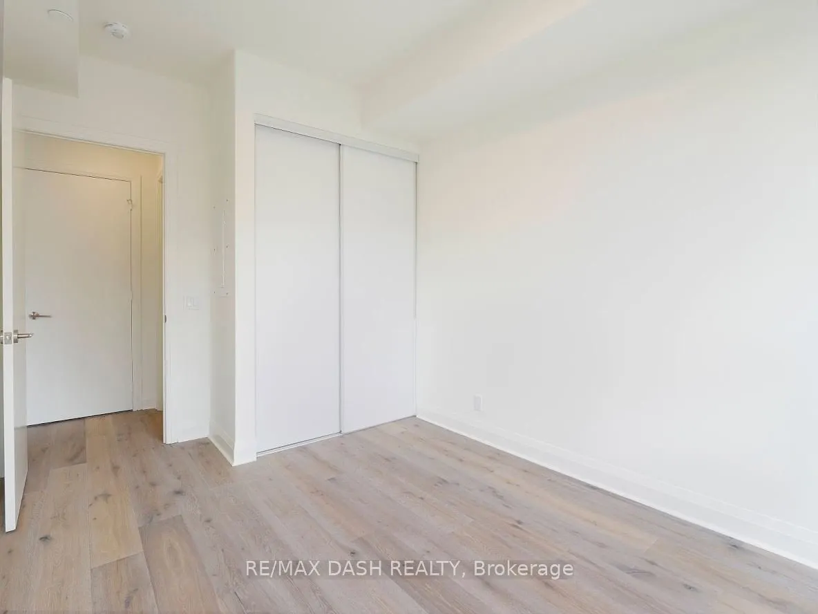 151 Avenue Road #306