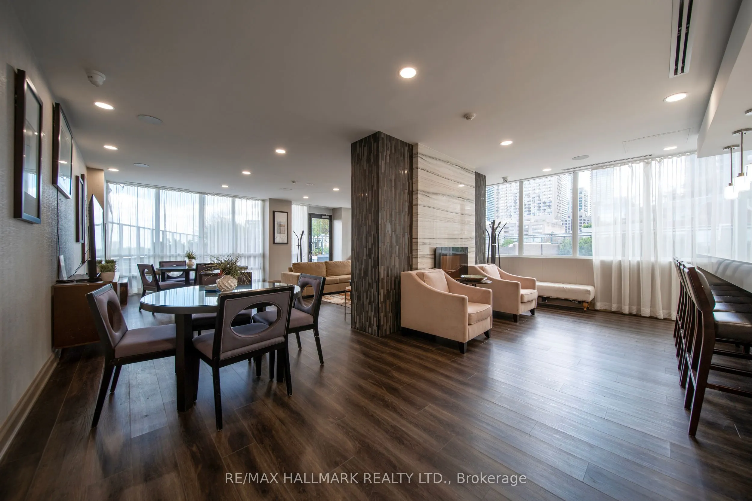 825 Church Street #2708