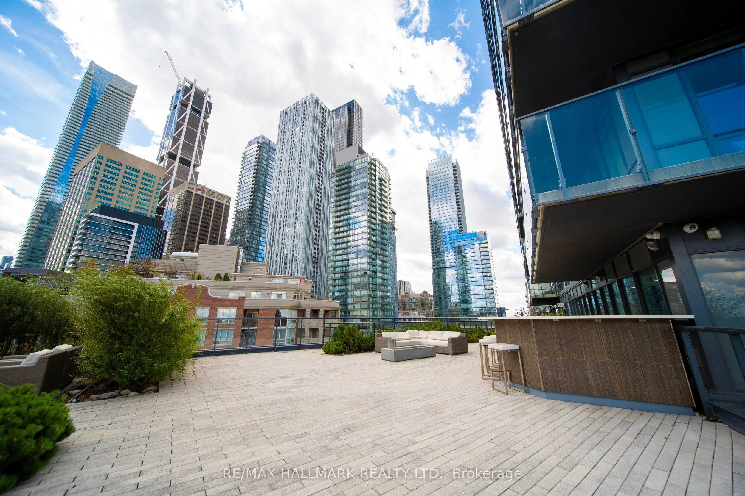 825 Church Street #2708