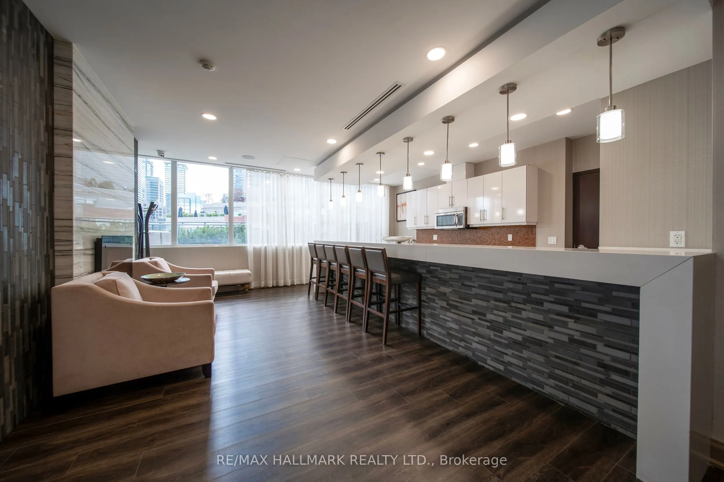 825 Church Street #2708