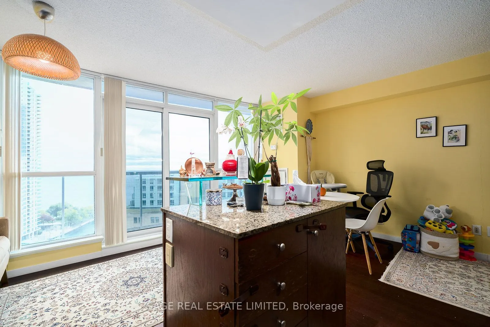208 Queens Quay W #1705