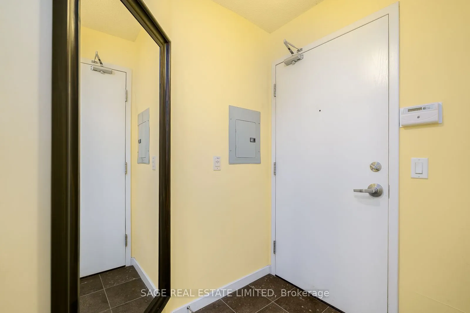 208 Queens Quay W #1705