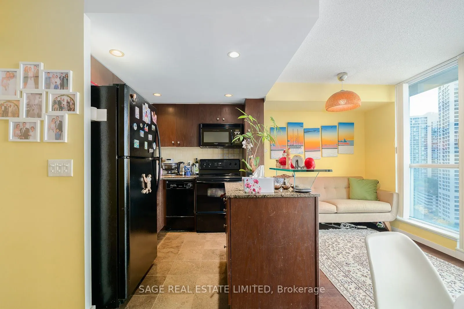 208 Queens Quay W #1705
