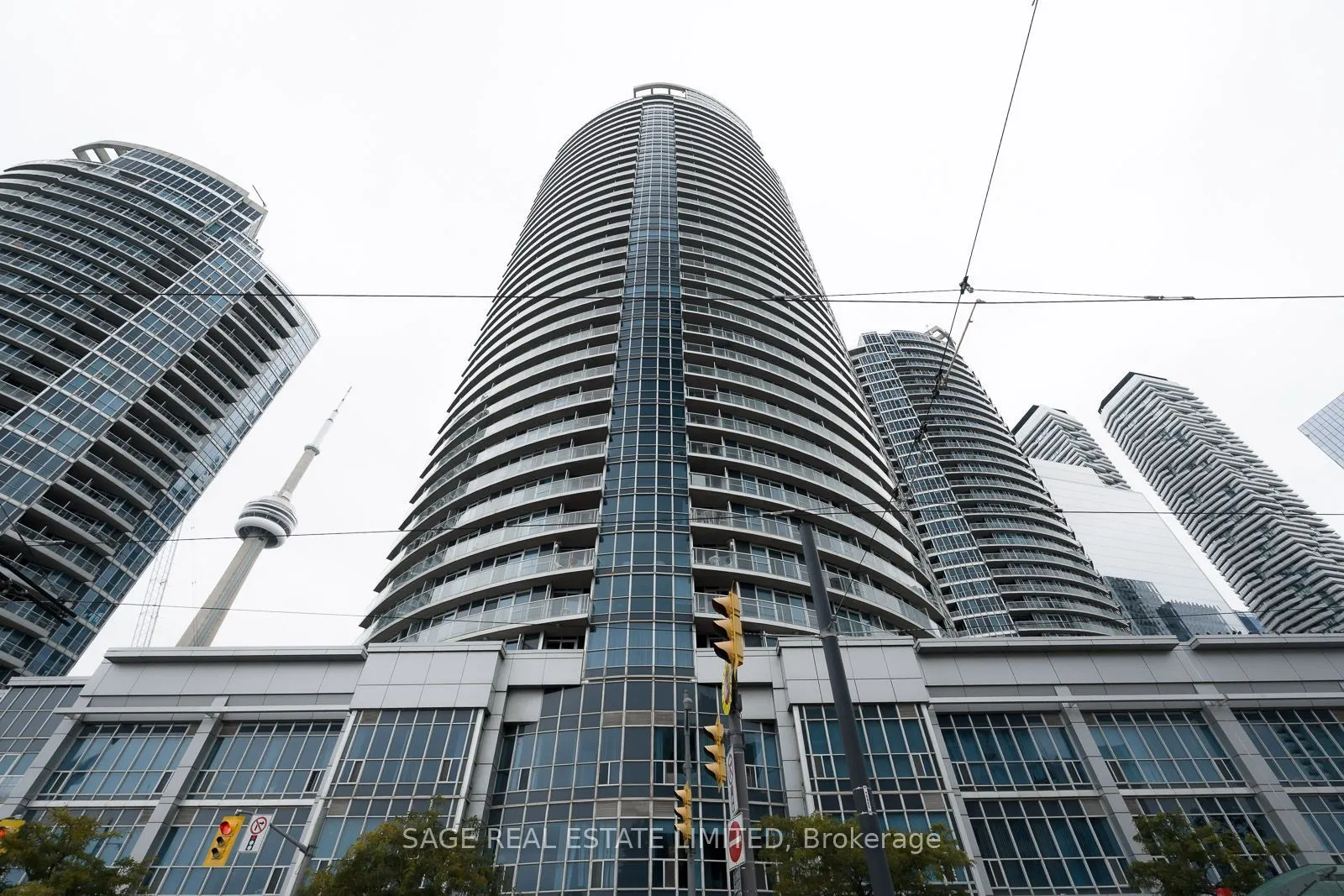 208 Queens Quay W #1705