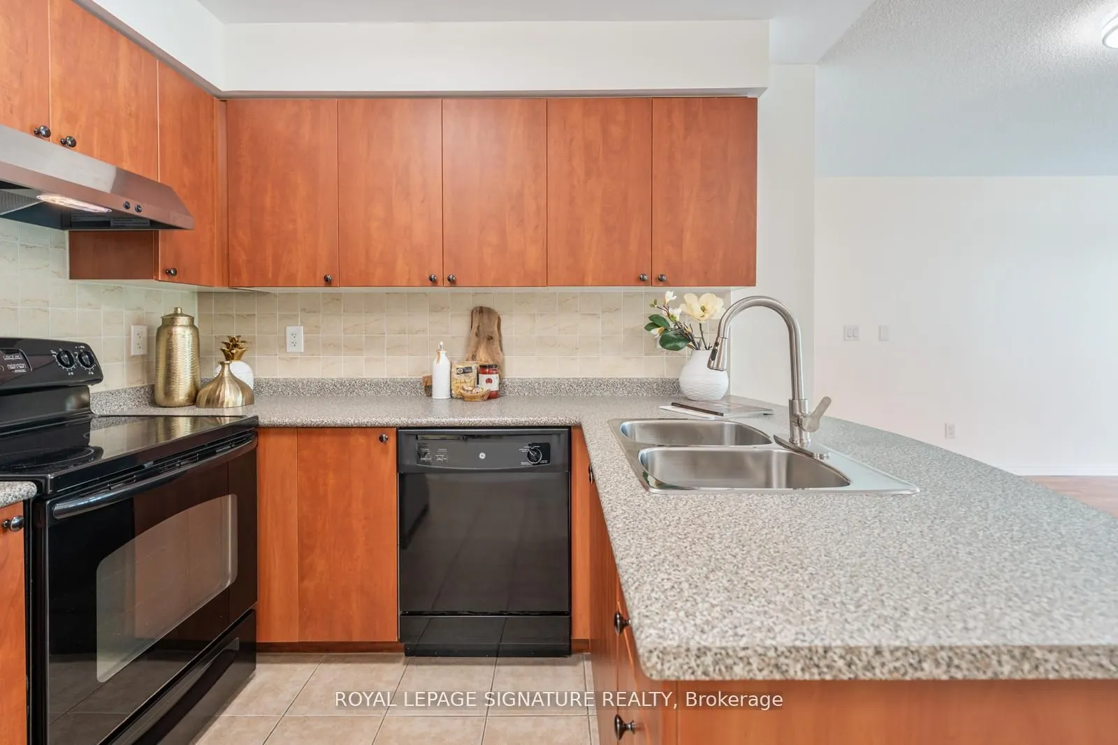 5508 Yonge Street #508