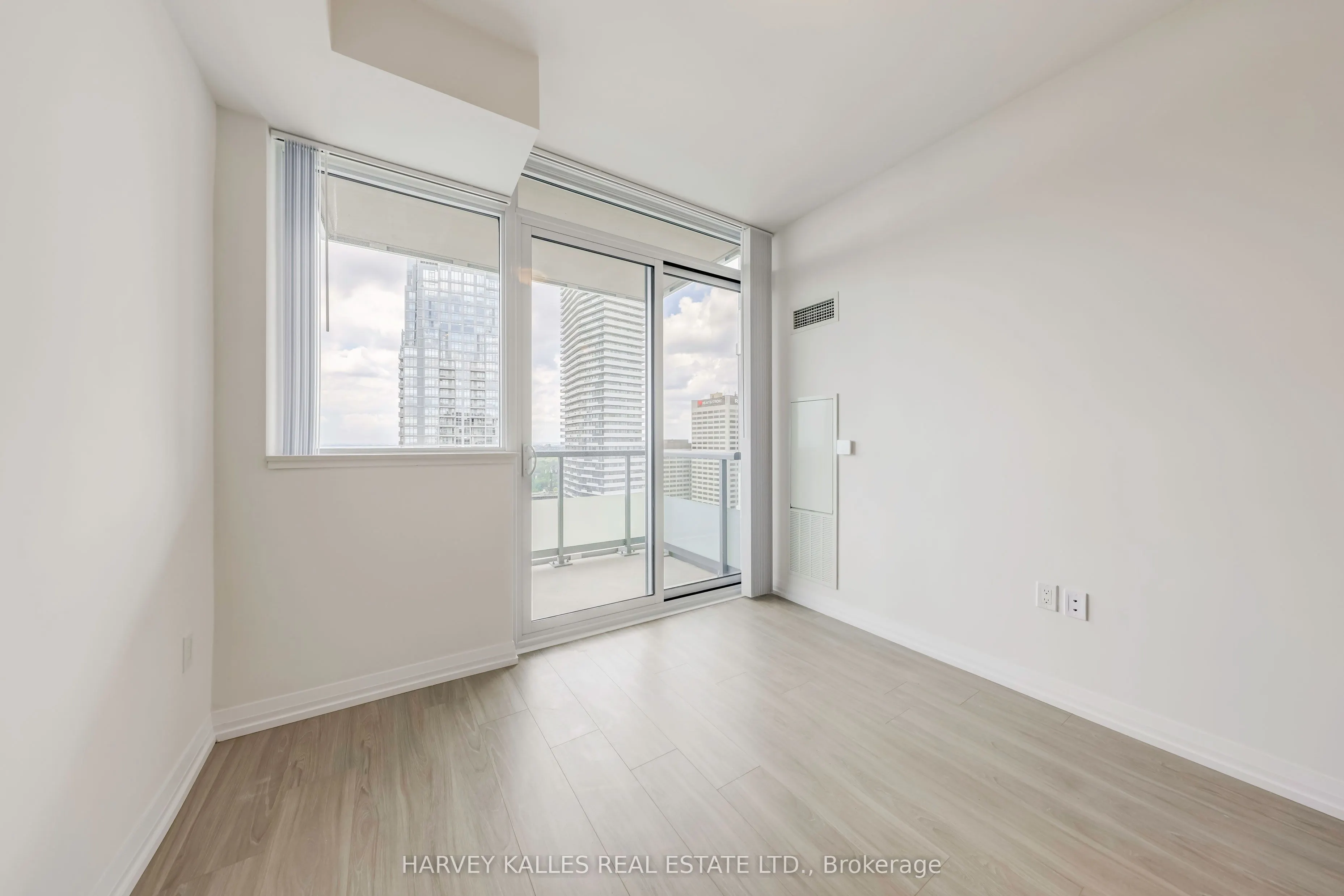 50 Dunfield Avenue #3415