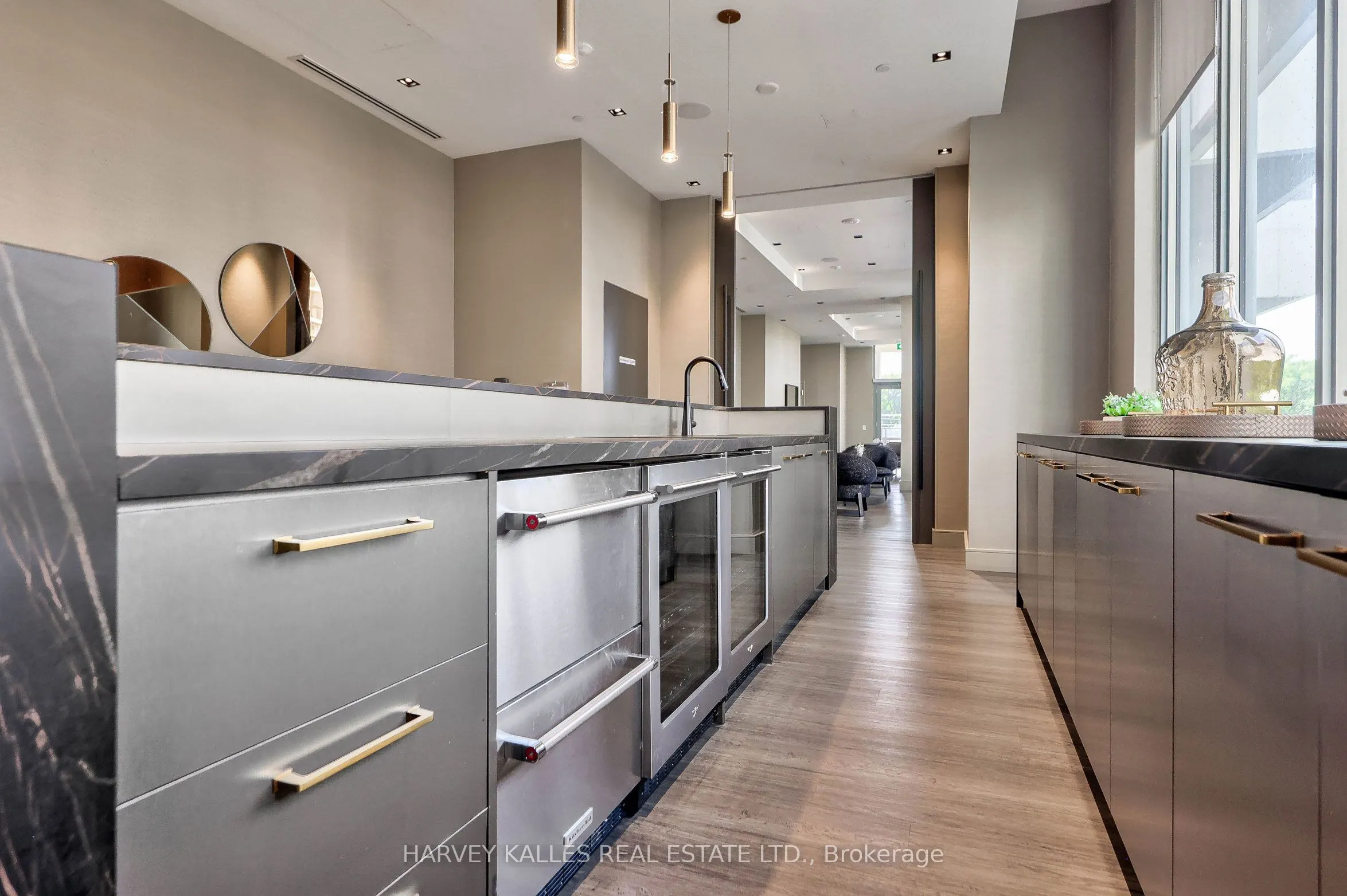 50 Dunfield Avenue #3415