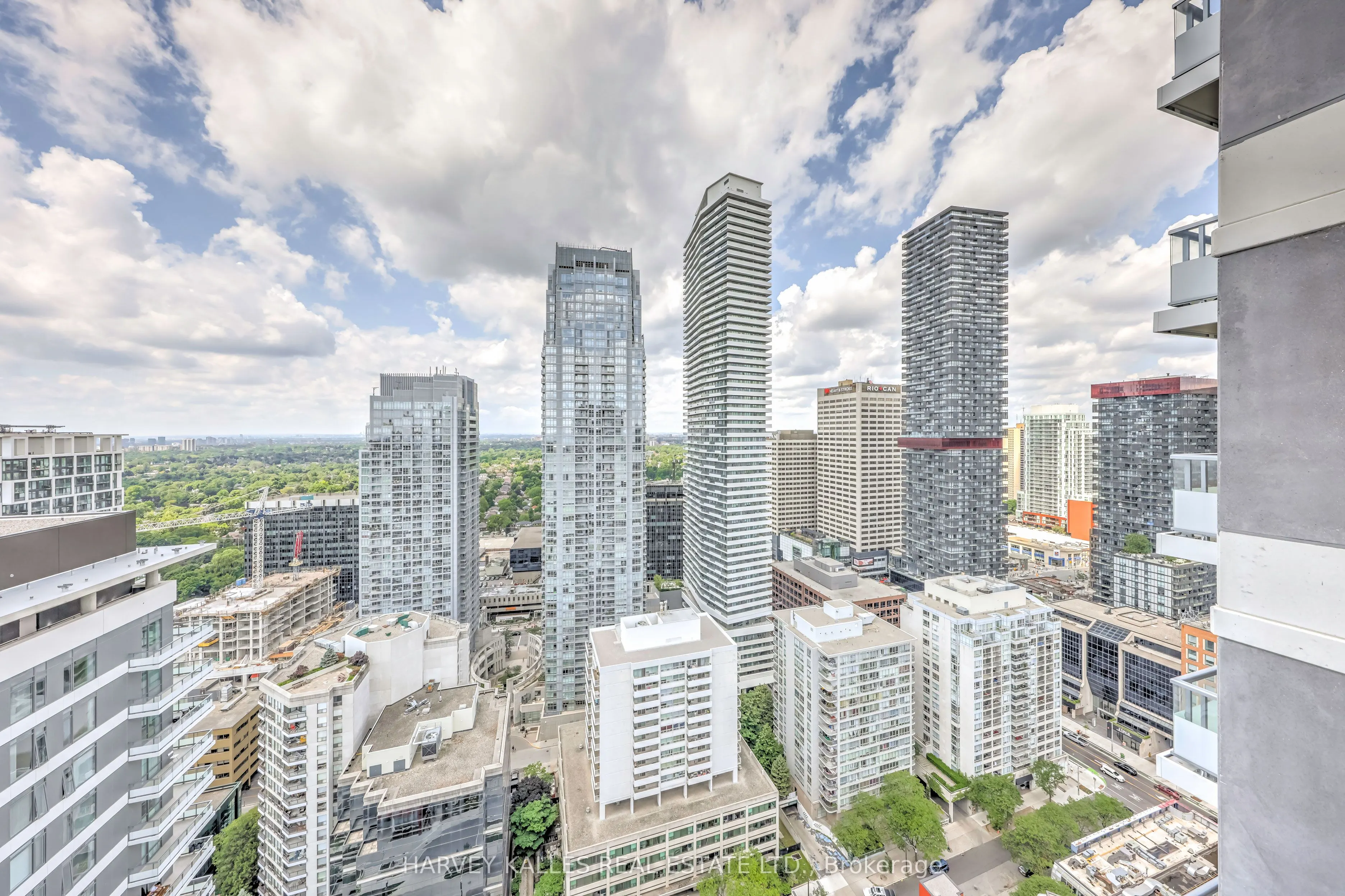 50 Dunfield Avenue #3415