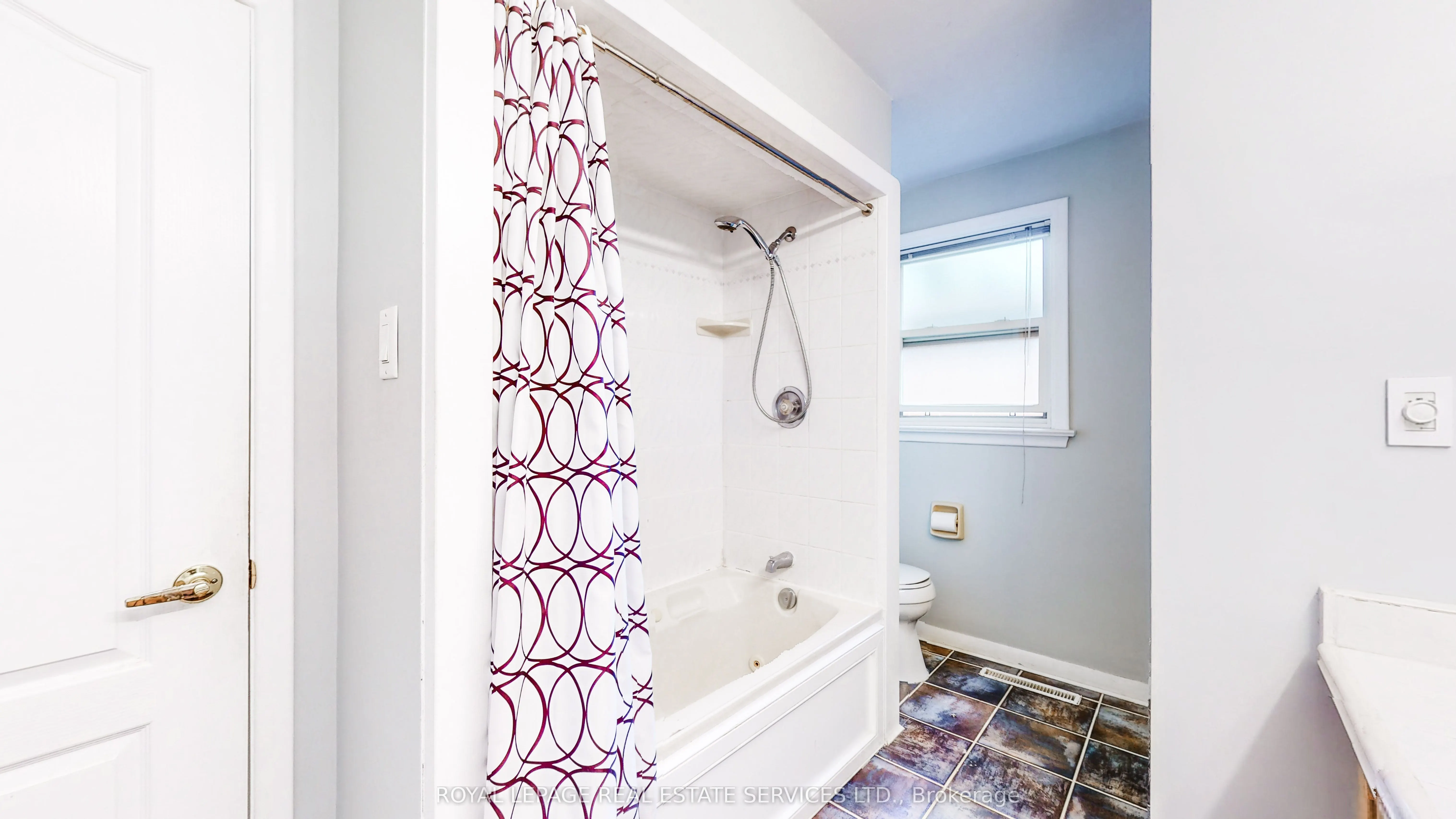 24 Burleigh Heights Drive