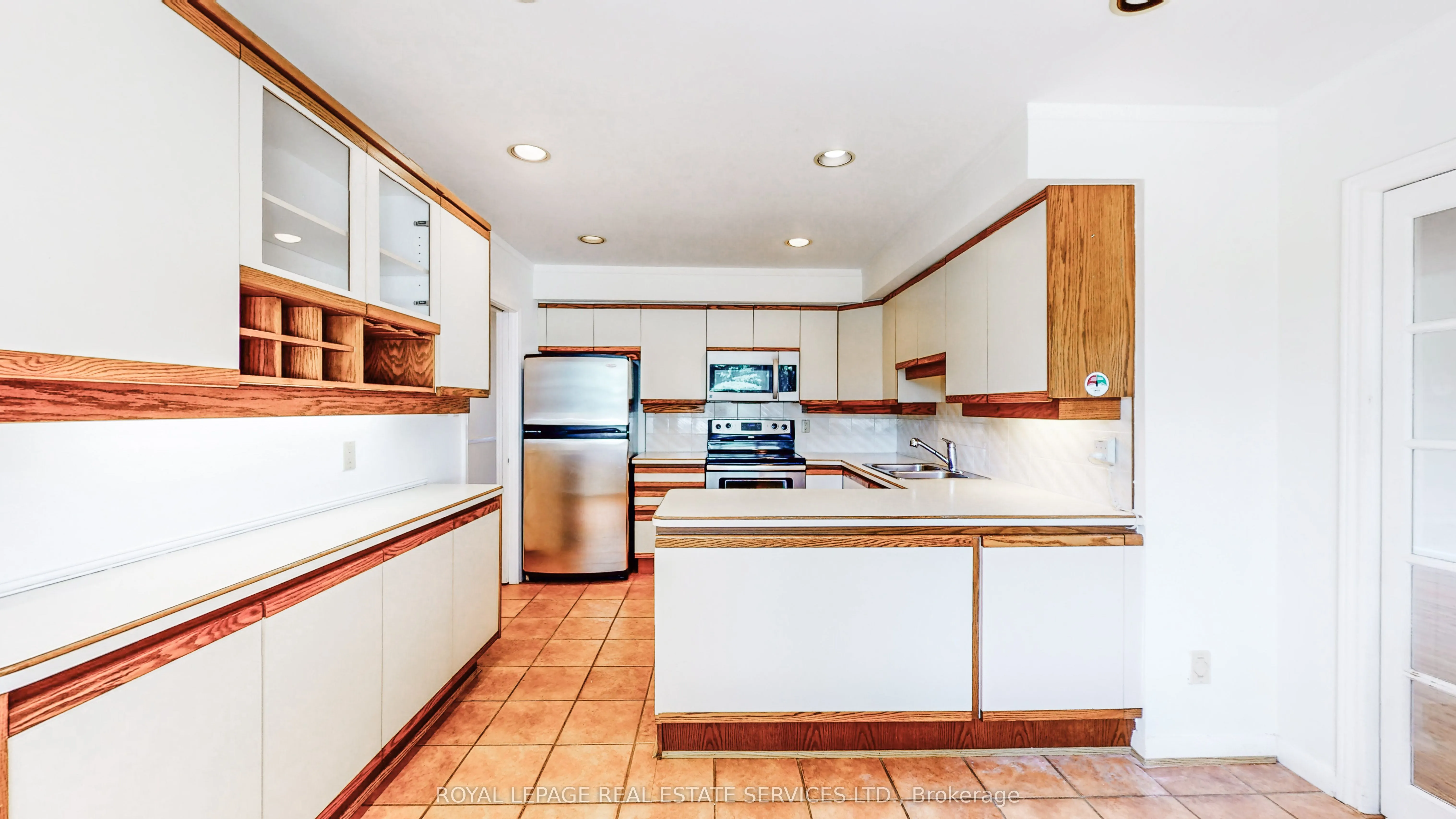 24 Burleigh Heights Drive