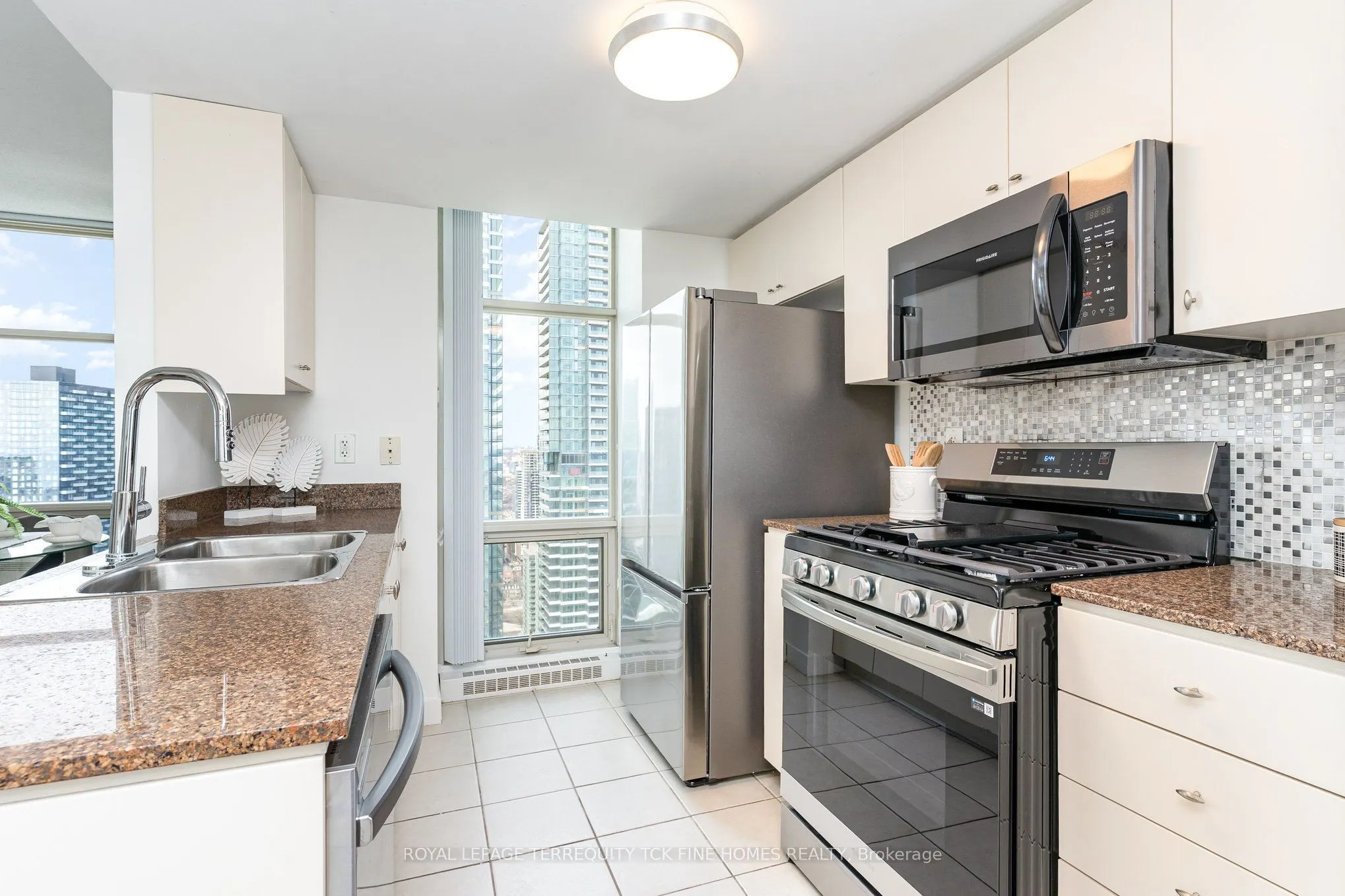 35 Mariner Terrace #5303