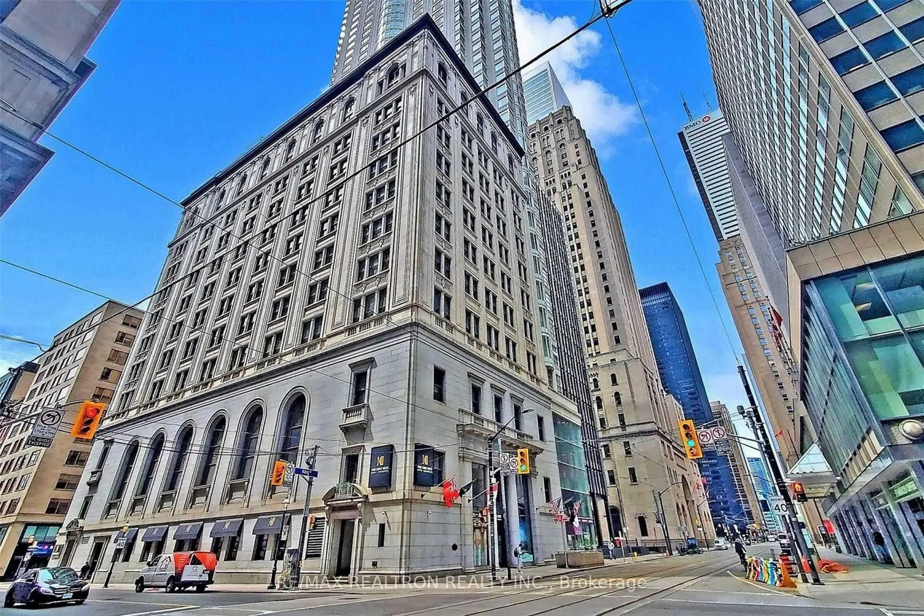 1 King Street W #1809