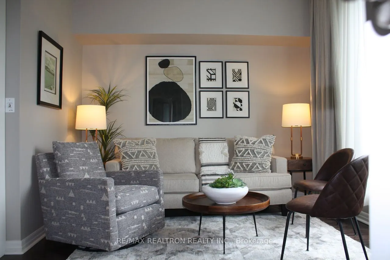 1 King Street W #1809