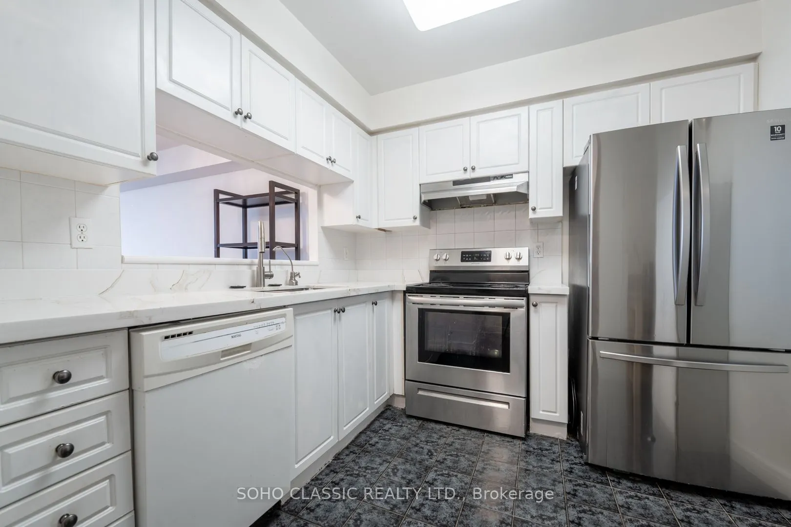 1700 Eglinton Avenue E #809