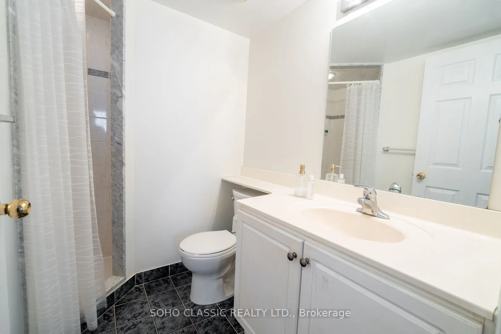 1700 Eglinton Avenue E #809