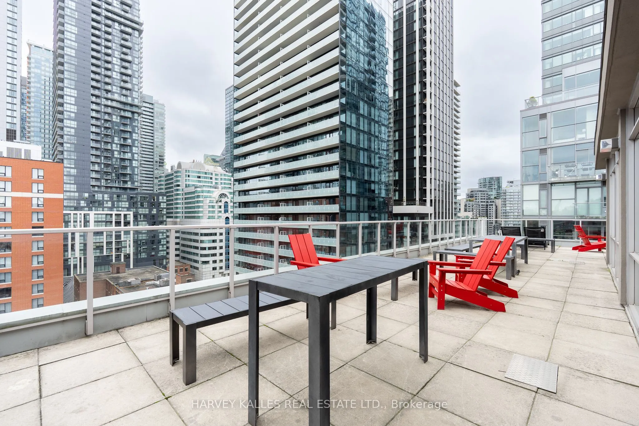 36 Charlotte Street #702