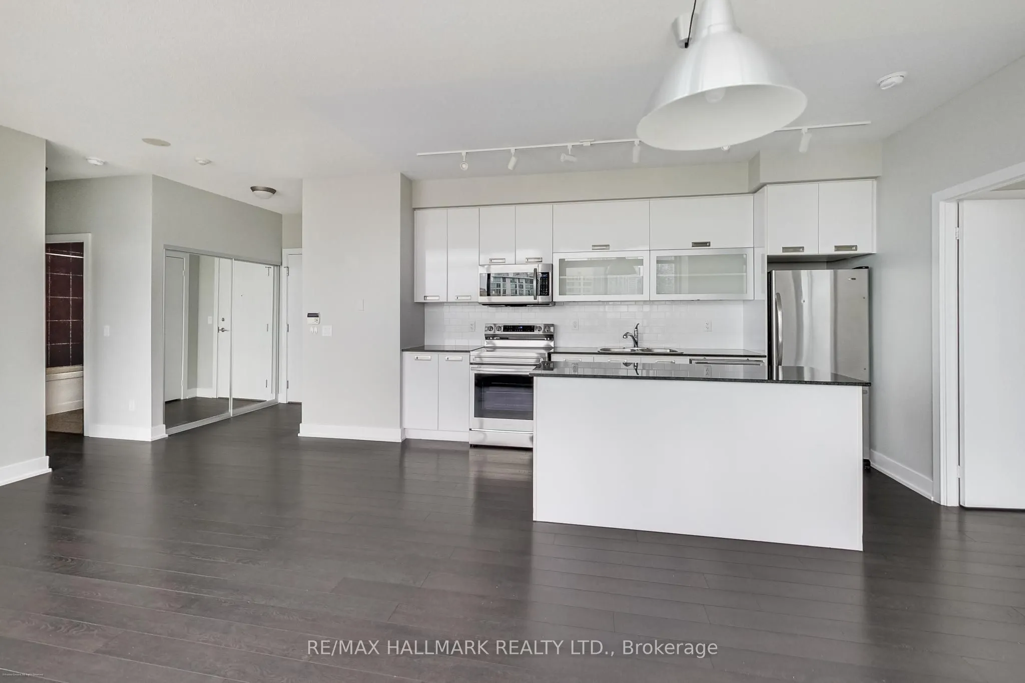 90 Stadium Road #905