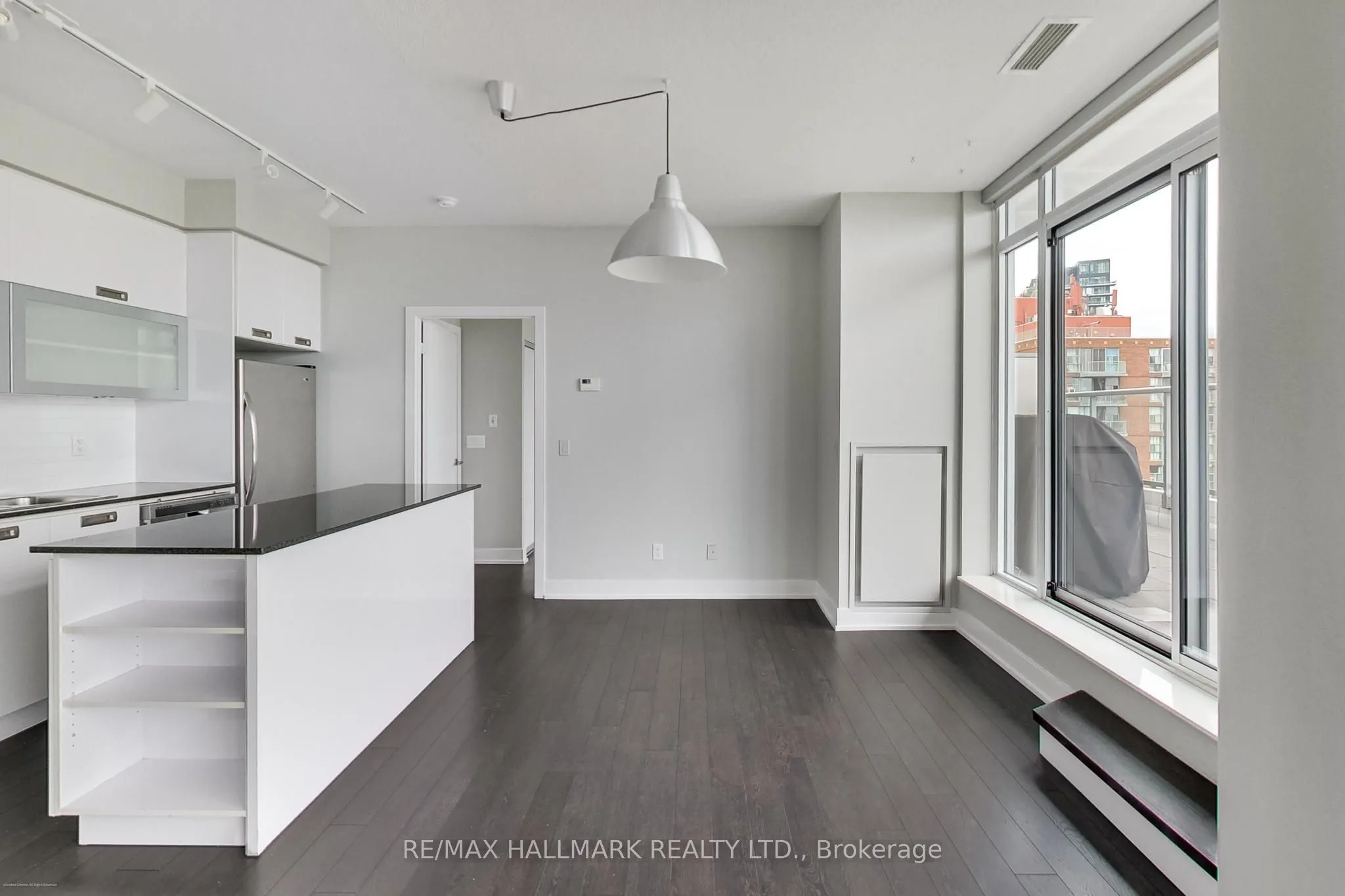 90 Stadium Road #905