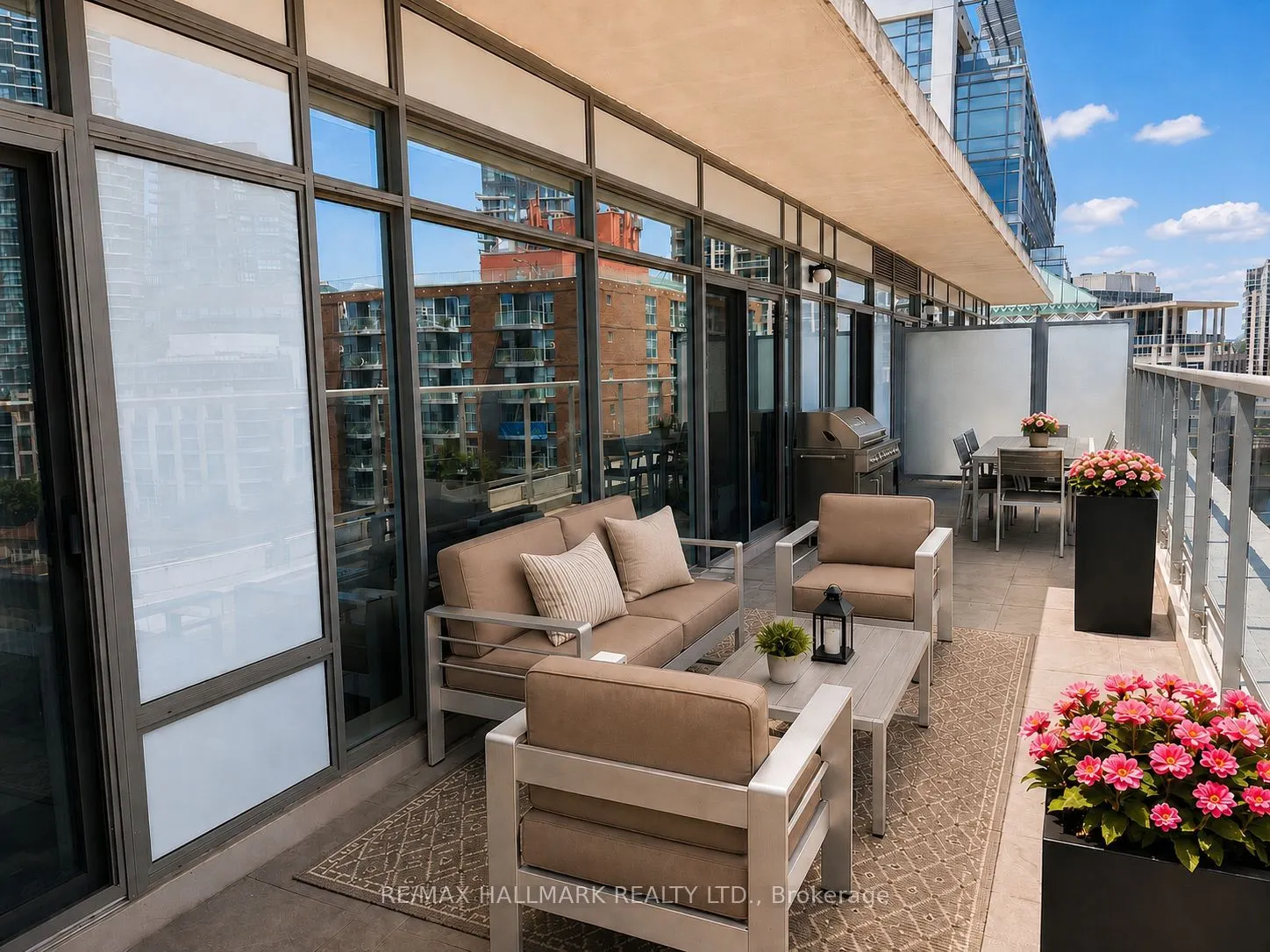 90 Stadium Road #905