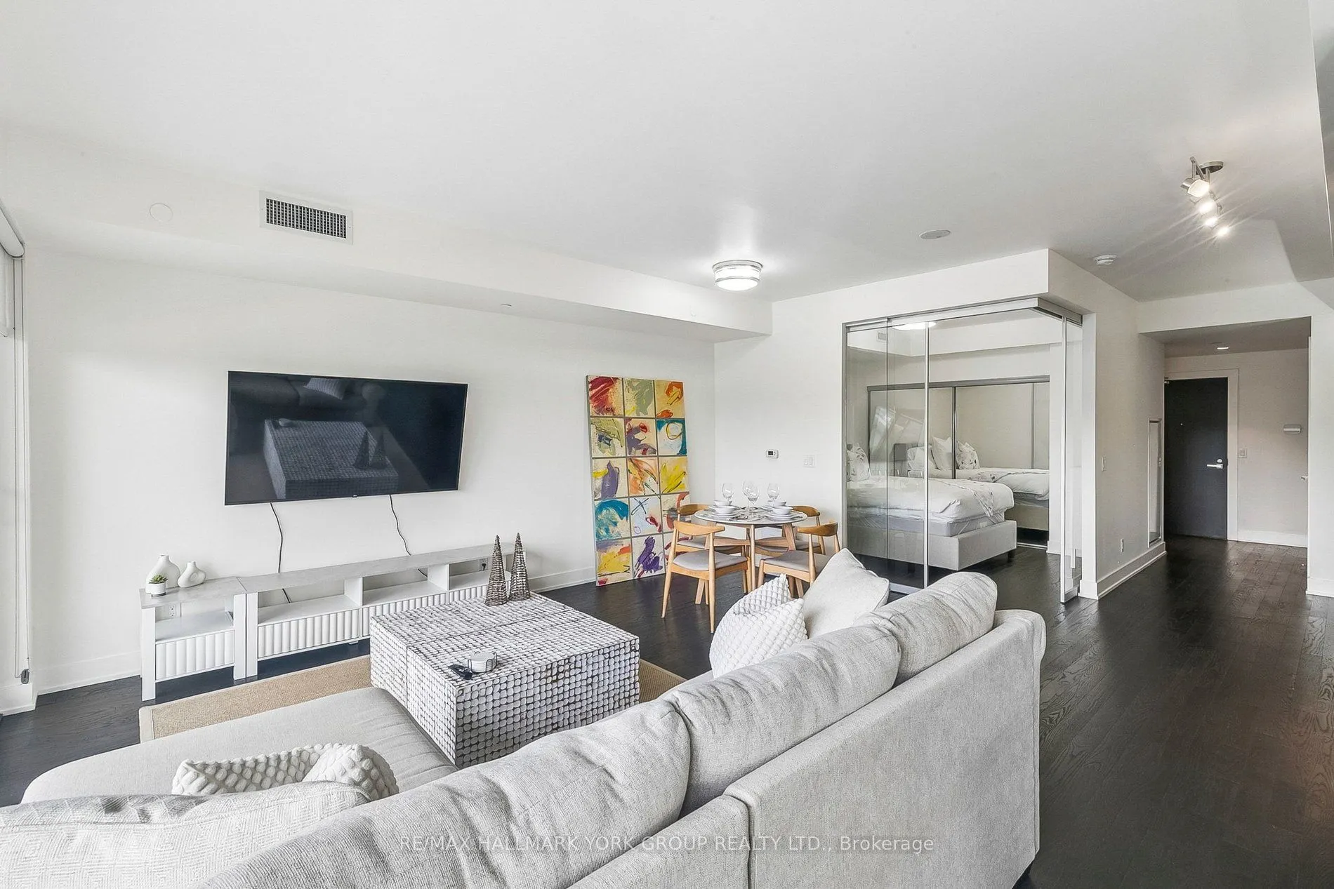 3018 Yonge Street #606