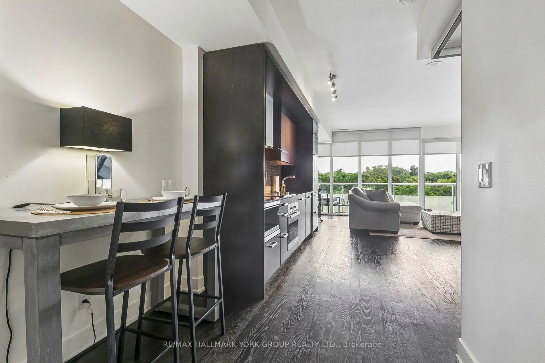 3018 Yonge Street #606