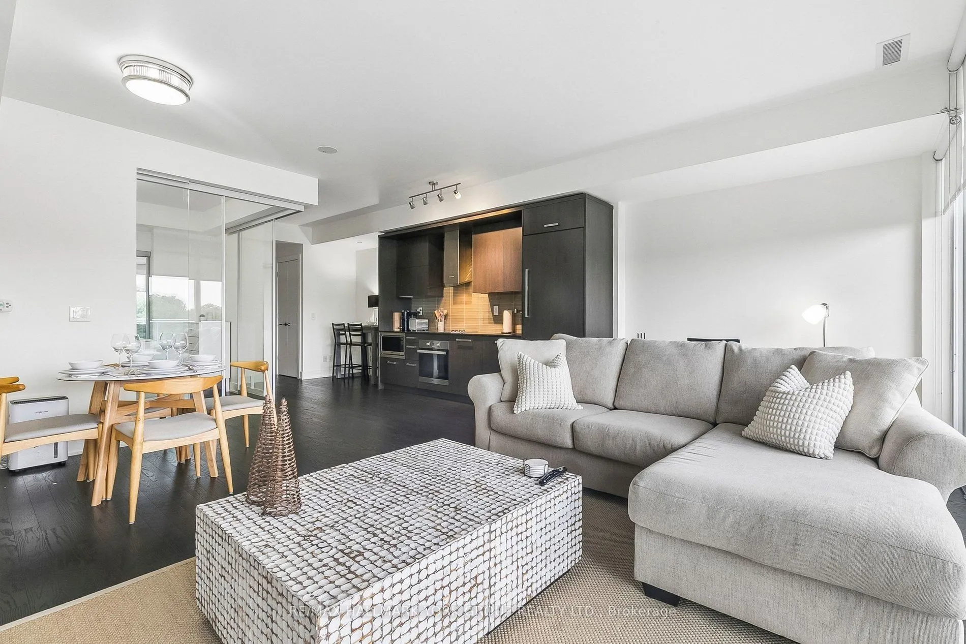 3018 Yonge Street #606