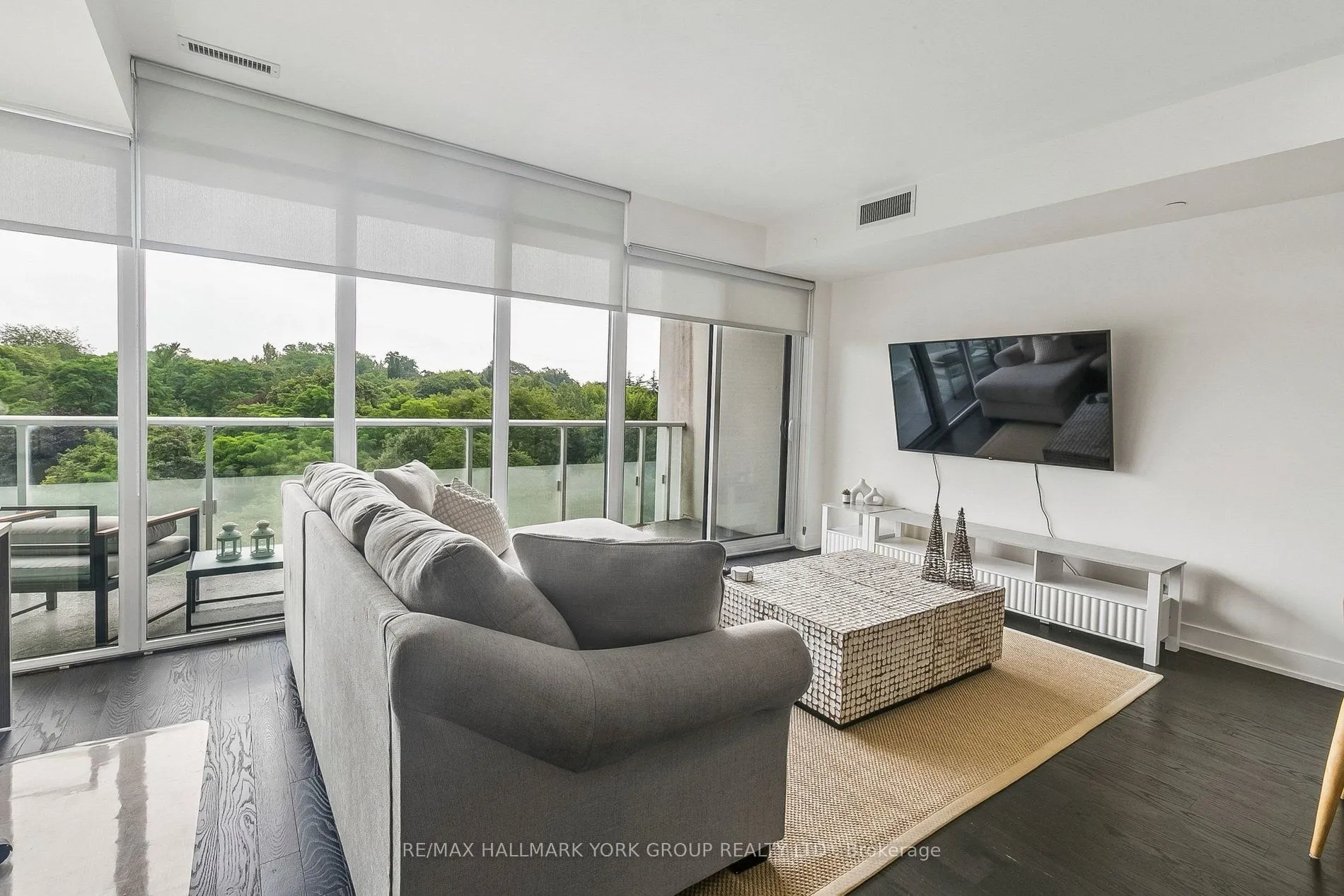 3018 Yonge Street #606