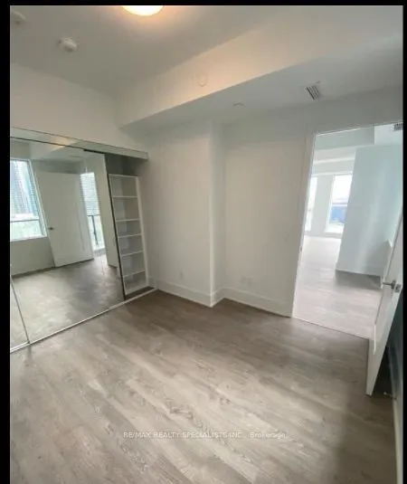 470 Front Street W #1706