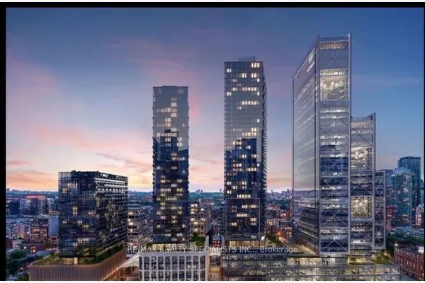 470 Front Street W