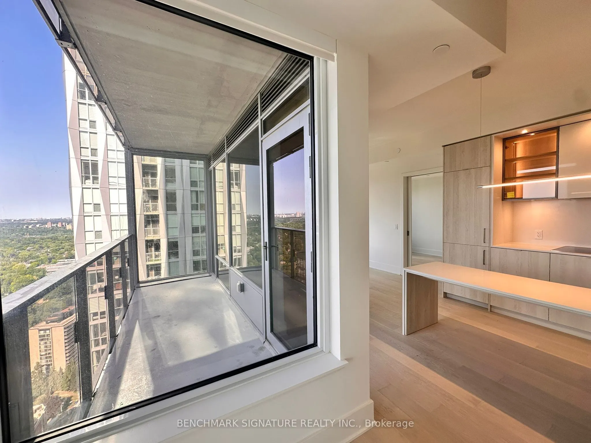11 Yorkville Avenue #3604
