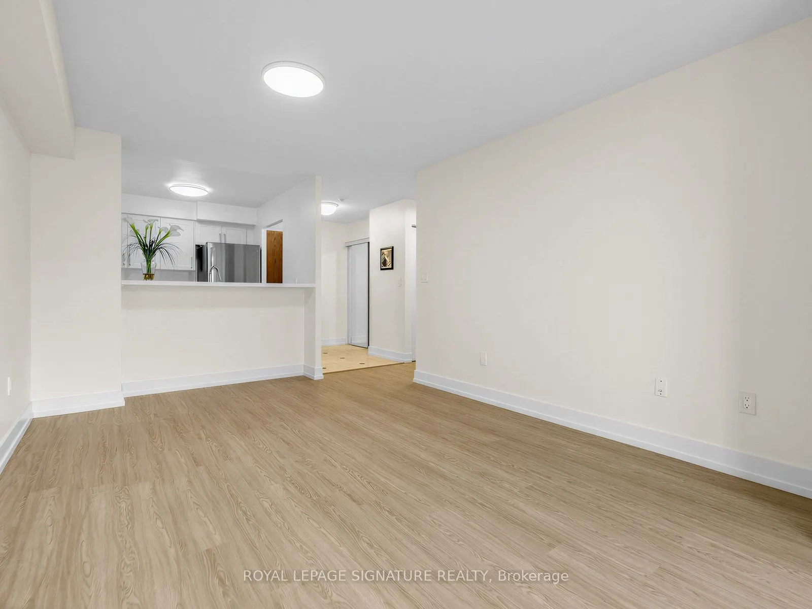 28 Pemberton Avenue #1009