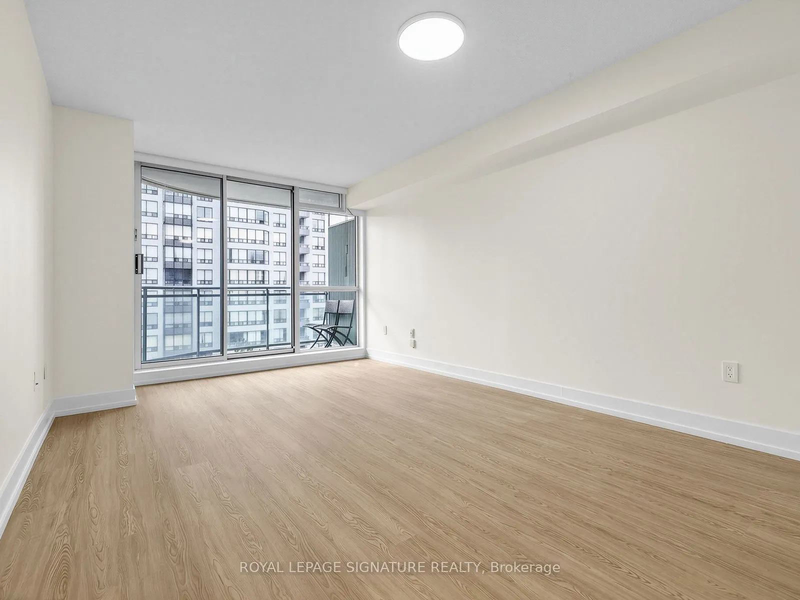28 Pemberton Avenue #1009