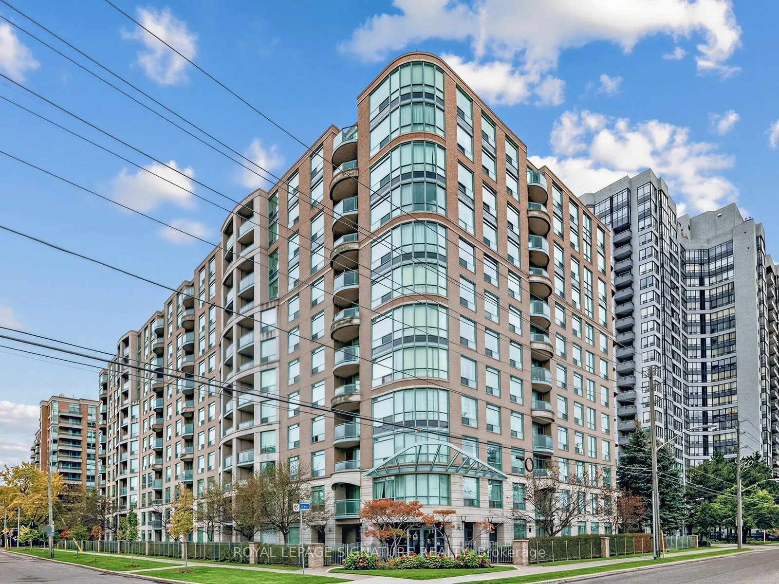 28 Pemberton Avenue #1009