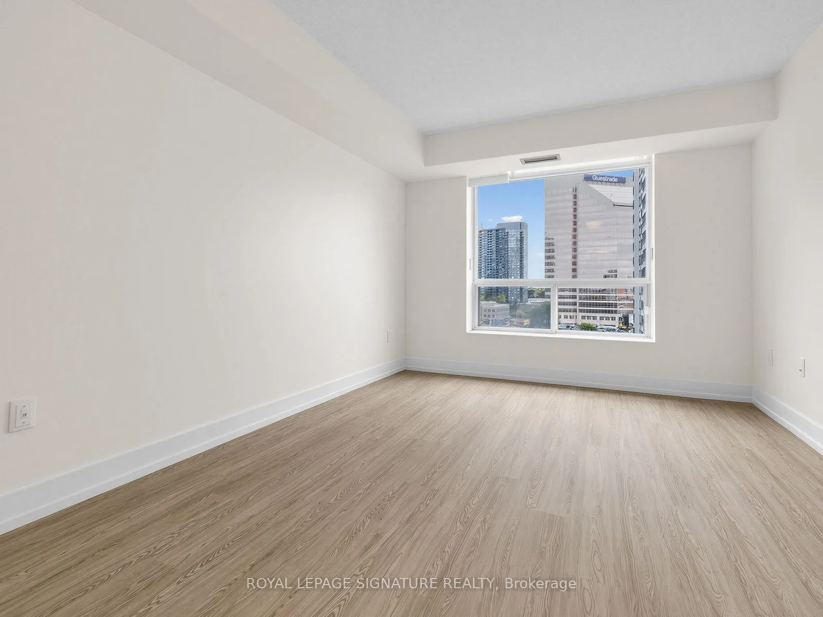 28 Pemberton Avenue #1009