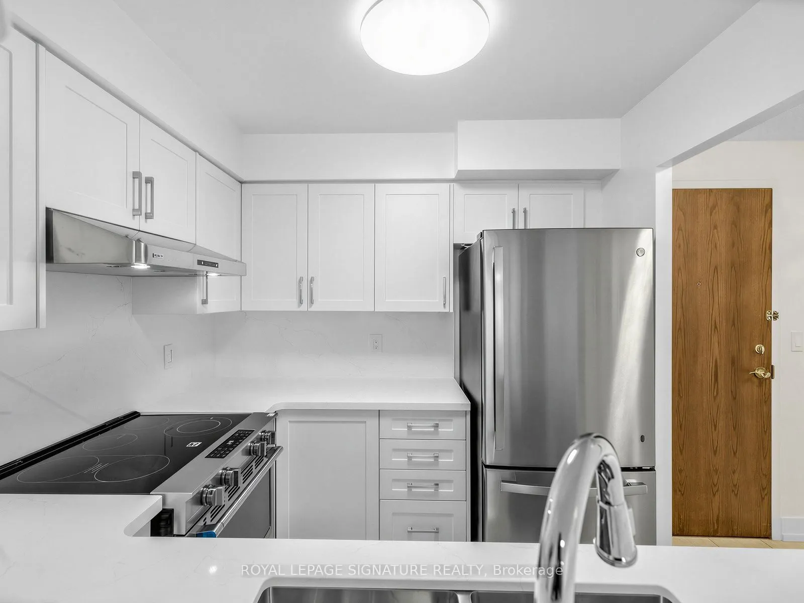 28 Pemberton Avenue #1009
