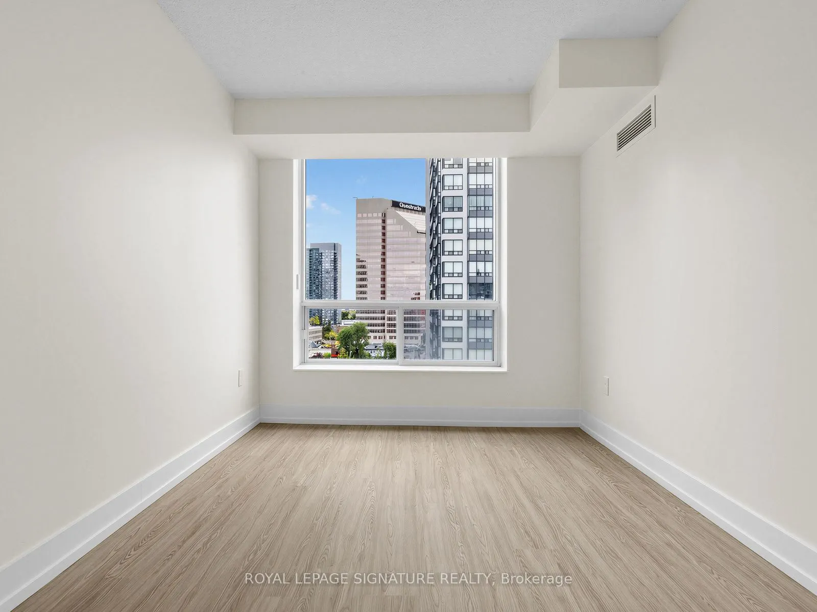 28 Pemberton Avenue #1009