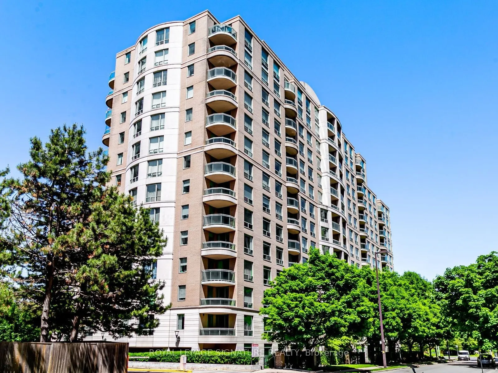 28 Pemberton Avenue #1009