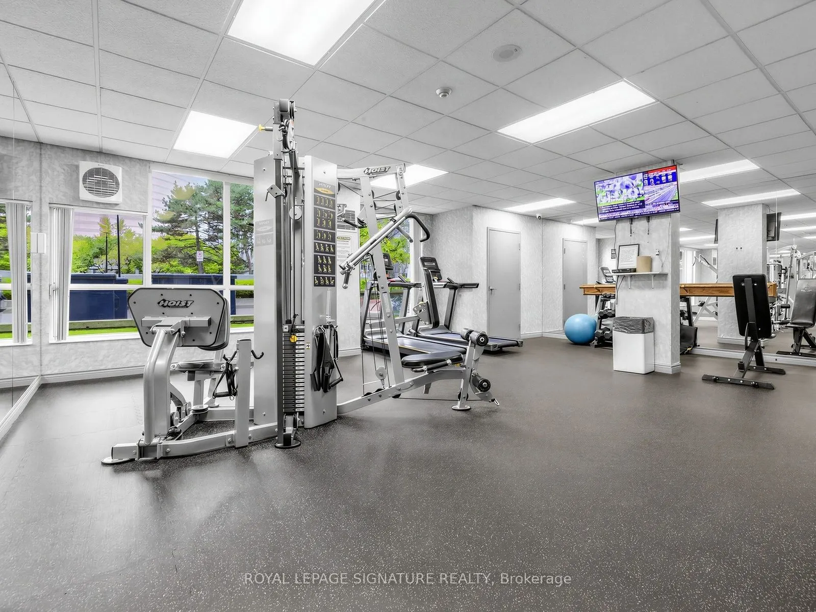28 Pemberton Avenue #1009