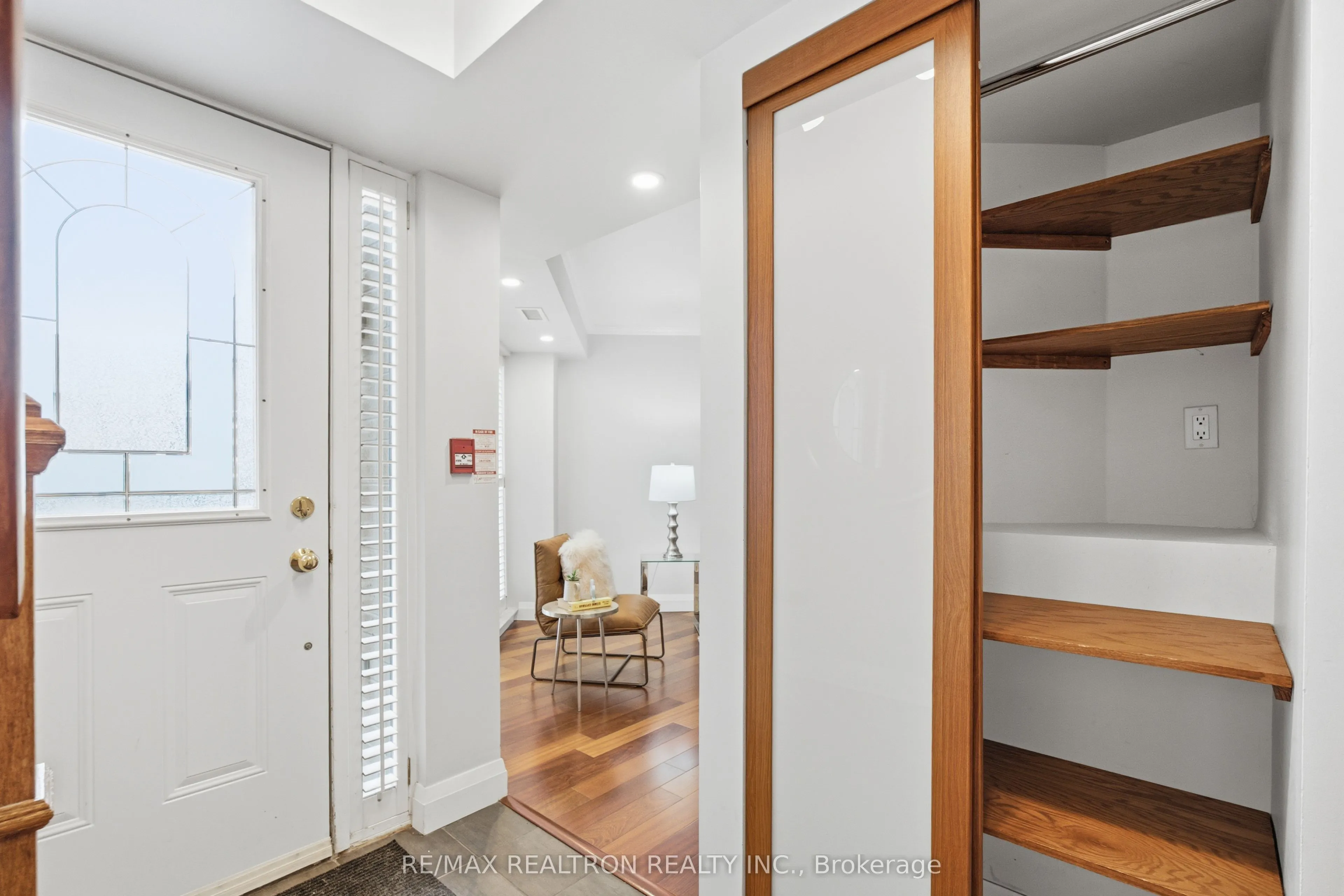 38 Hollywood Avenue #112