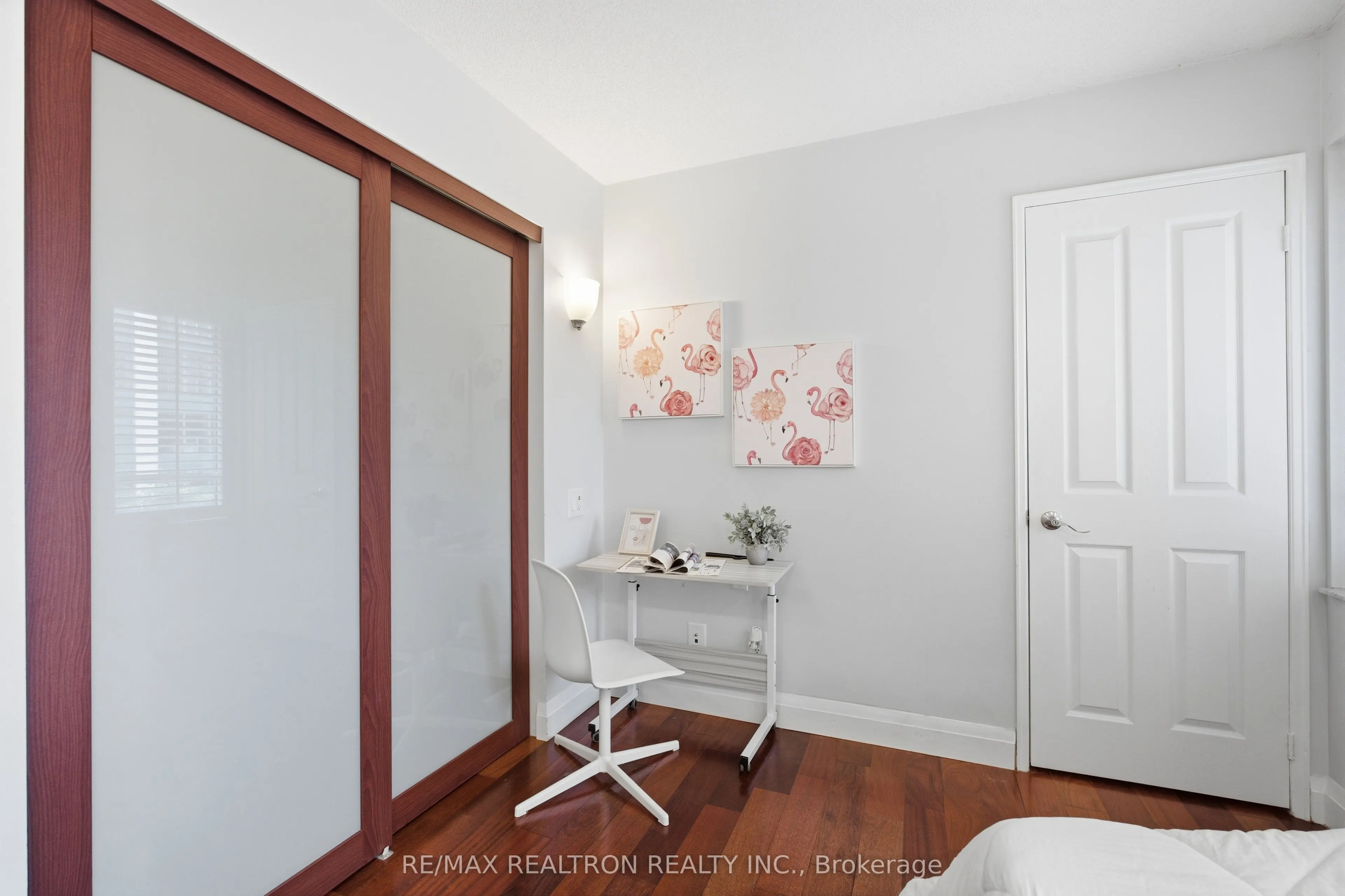 38 Hollywood Avenue #112