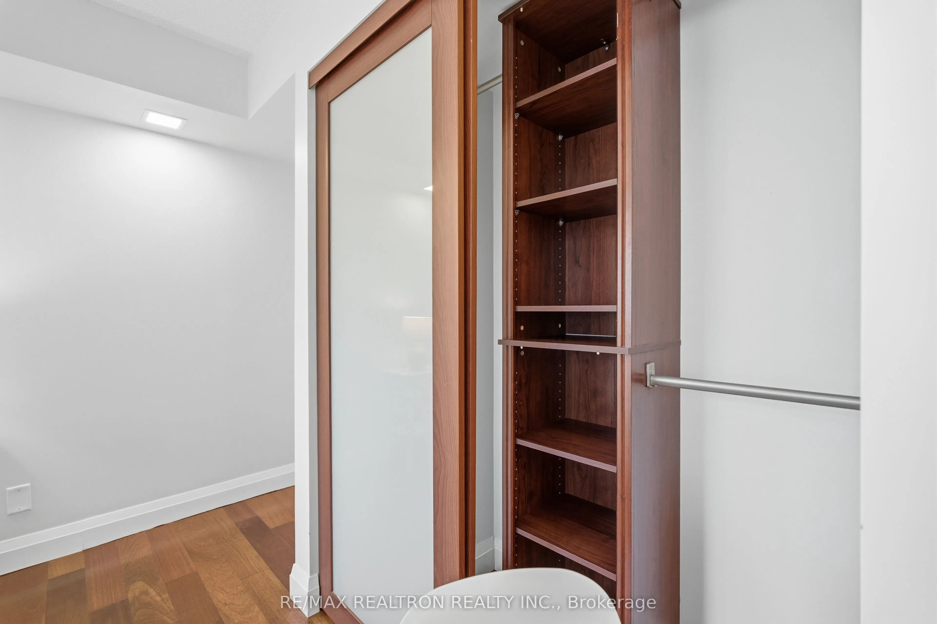 38 Hollywood Avenue #112