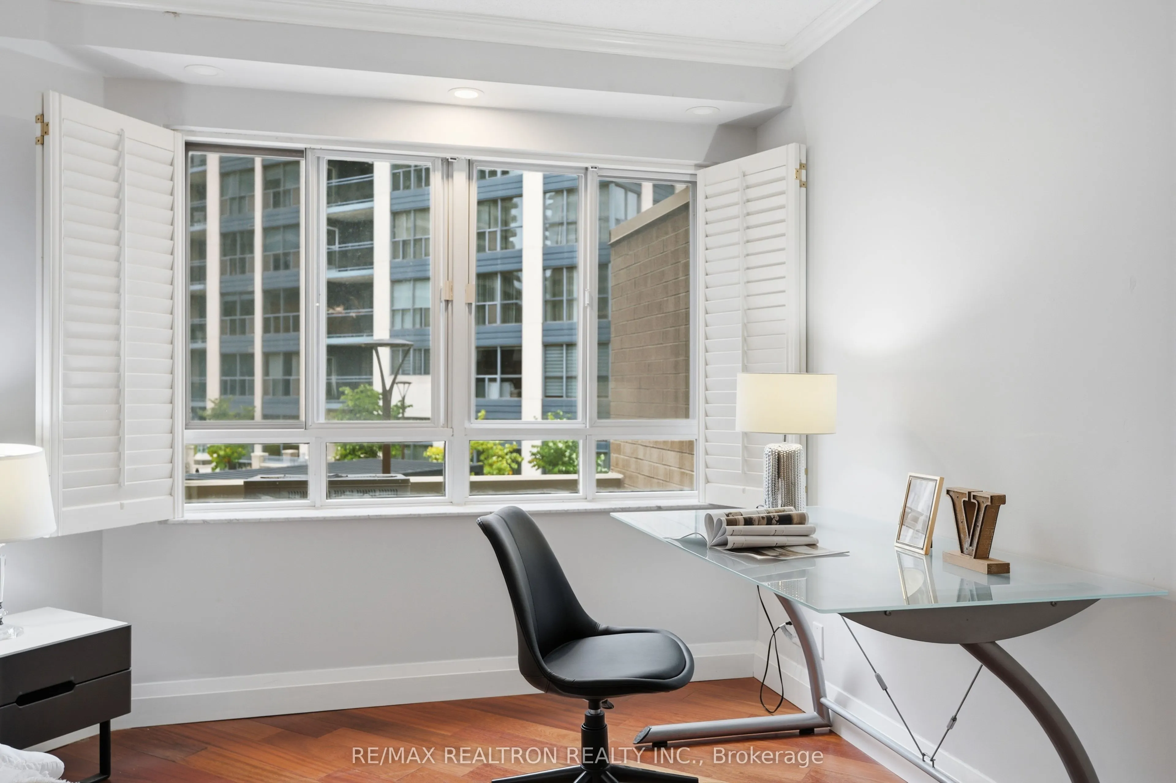 38 Hollywood Avenue #112