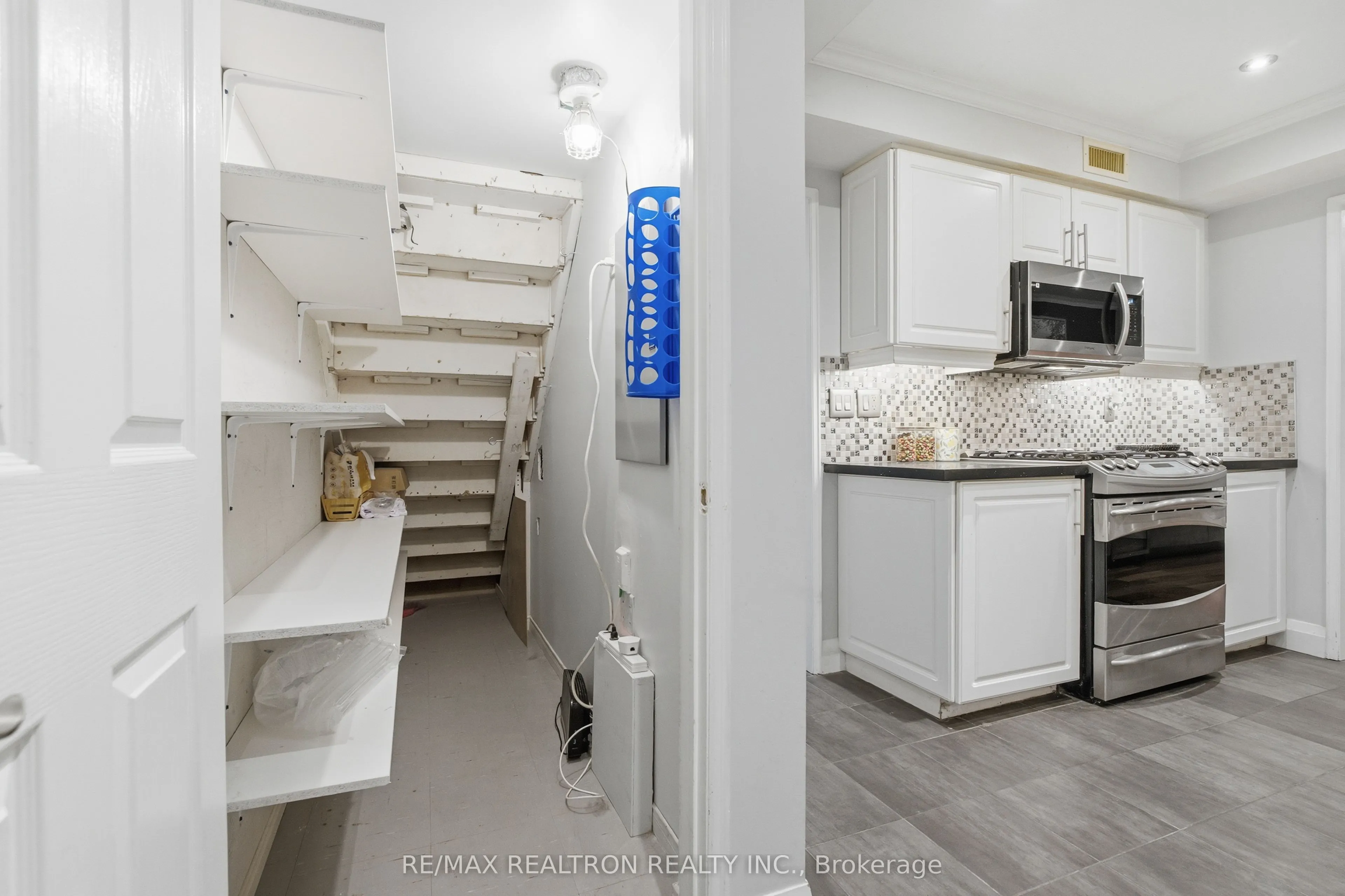 38 Hollywood Avenue #112