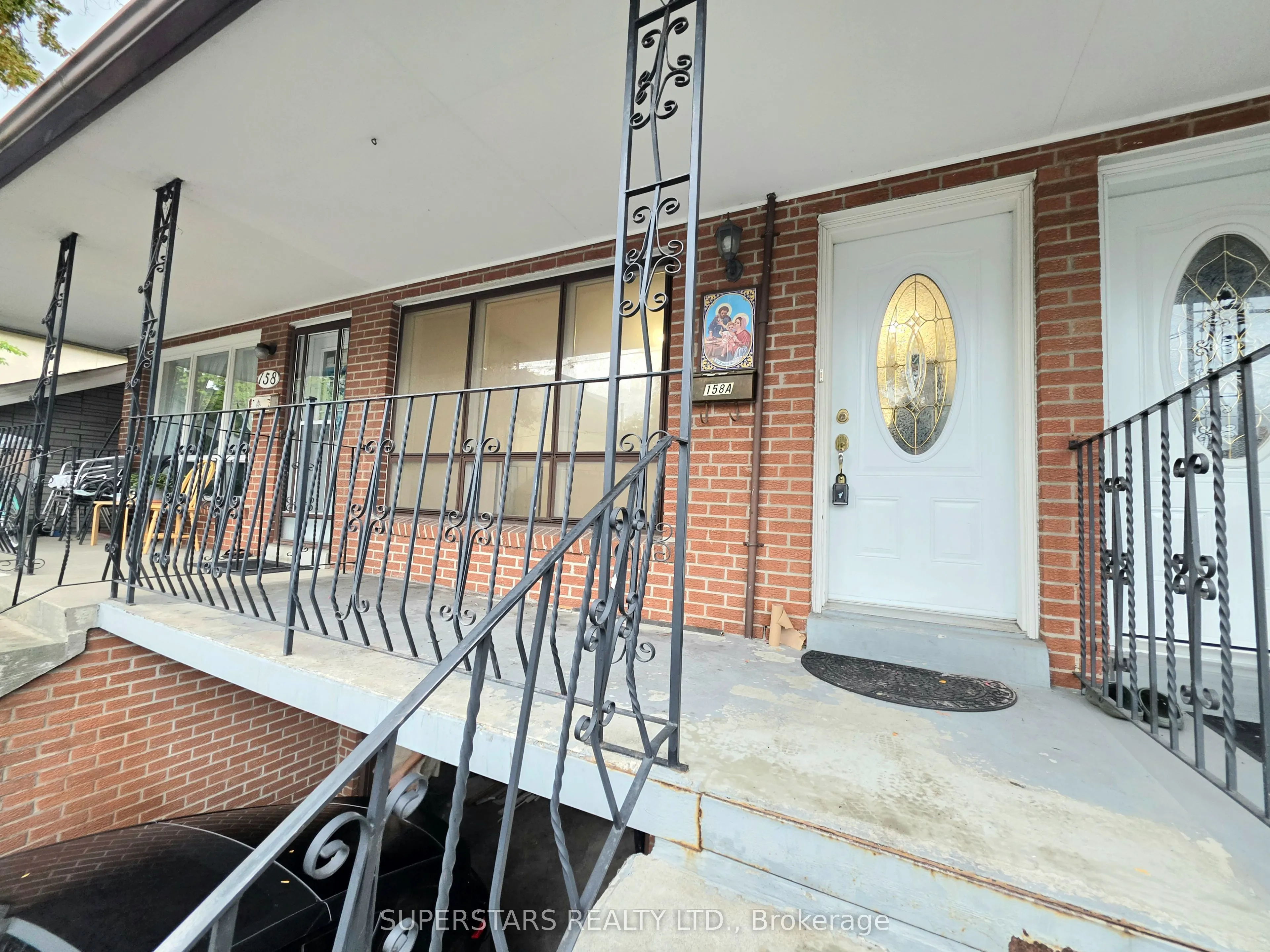 158A Strachan Avenue