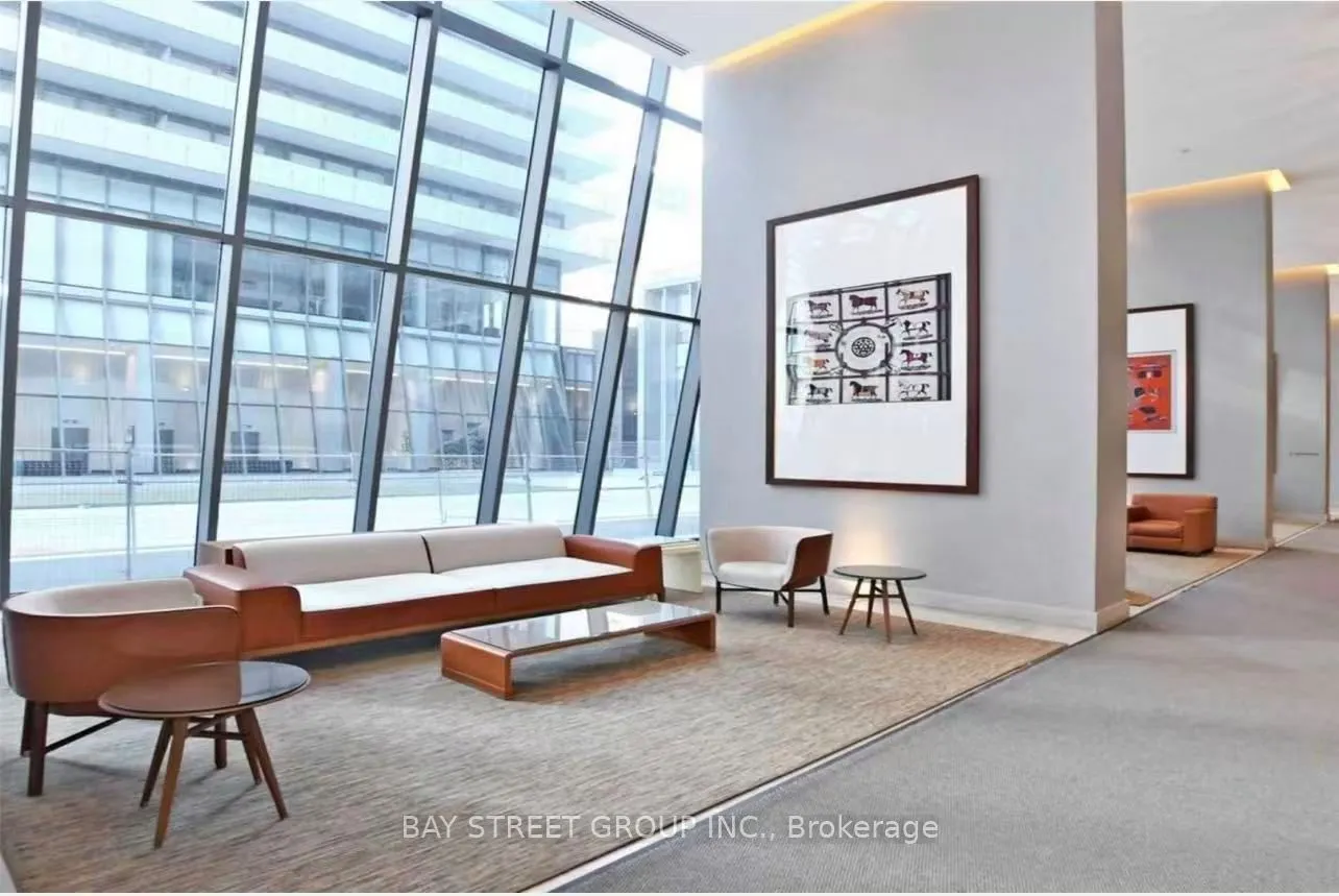 50 Charles Street E #902