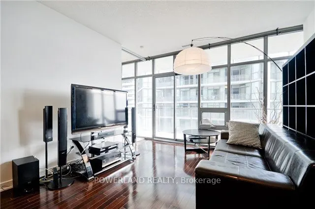 33 Charles Street E #2601