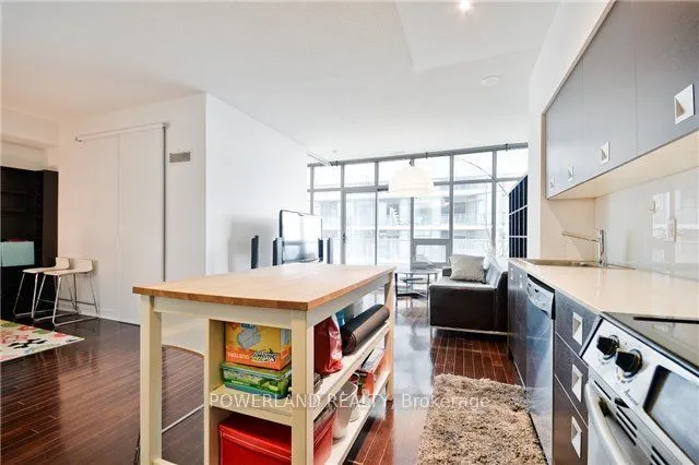 33 Charles Street E #2601