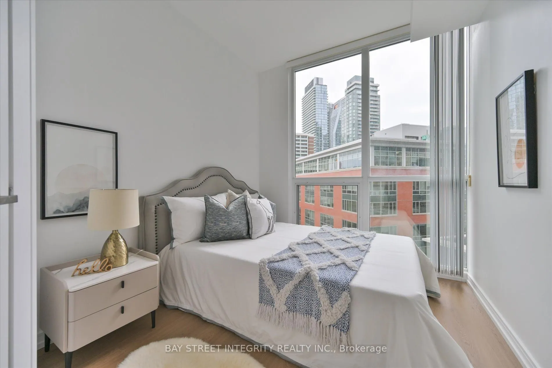 45 Charles Street E #802