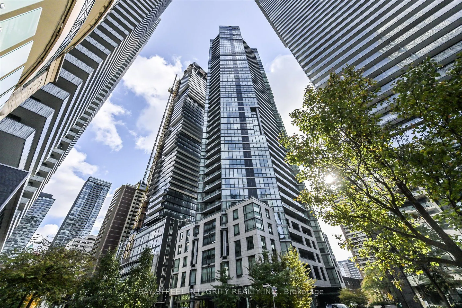 45 Charles Street E #802