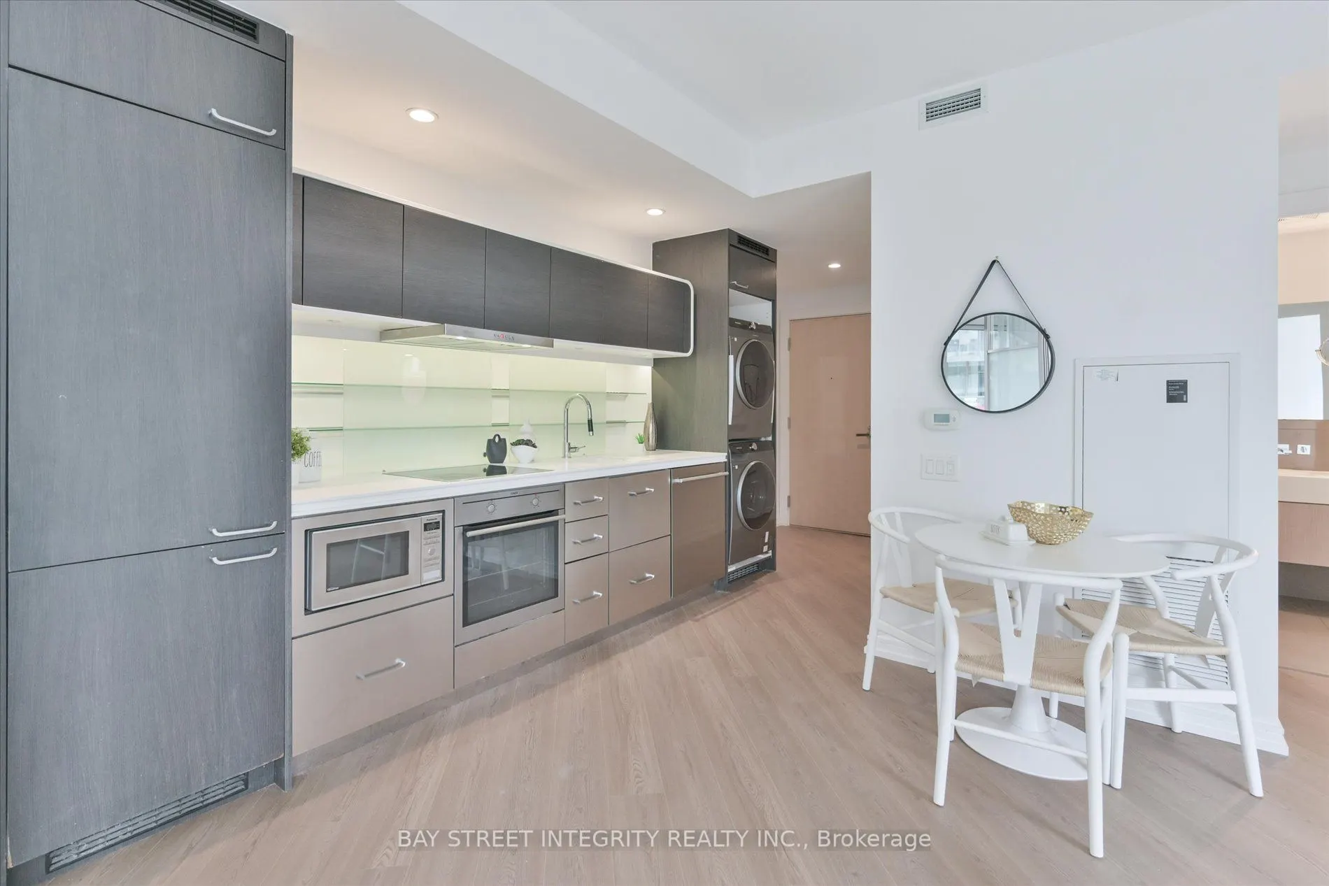 45 Charles Street E #802